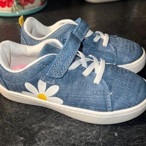 Great condition. Barely worn size 12 girls denim shoes